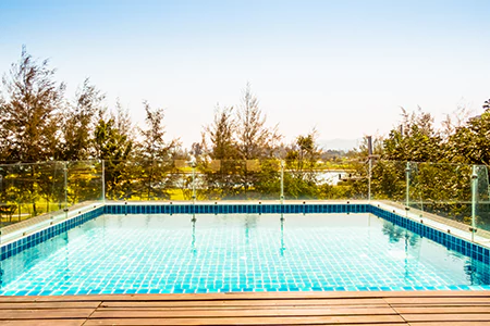 Cost of Glass Pool Fence Repair in Jasmine Estates, FL